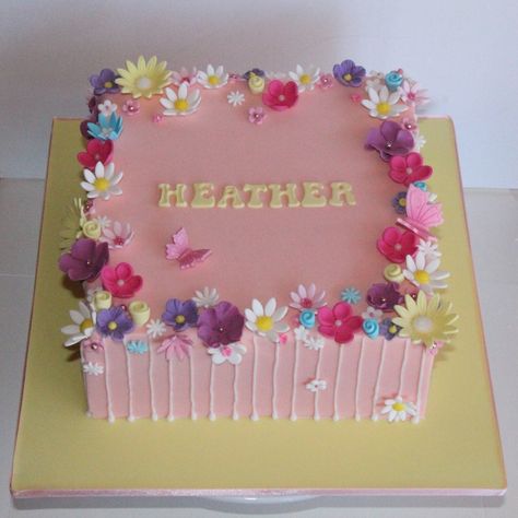 Flower Garden Cake, Square Birthday Cake, Square Cake Design, Flower Cake Design, Cake Designs For Girl, Cake Designs For Kids, Pink Birthday Cake, Sheet Cake Designs, Garden Cake