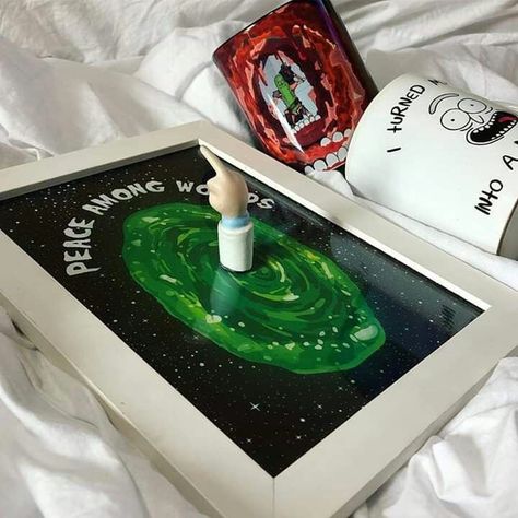 Rick And Morty Decorations, Rick And Morty Ashtray, Diy Geek, Rick And Morty Poster, Rick Y Morty, Tanah Liat, Clay Art Projects, Diy Clay Crafts, Diy Canvas Art