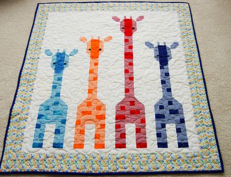 Giraffe Quilt Patterns Free, Giraffe Quilts, Giraffe Quilt Patterns, Safari Baby Quilt, Giraffe Baby Quilt, Giraffe Quilt, Kid Quilts Patterns, Animal Baby Quilt, Lap Quilt Patterns