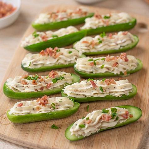 This Keto Bacon Ranch Stuffed Cucumbers recipe makes some delicious keto snacks to fill your tummy! They make a great appetizer and are perfect for taking to a potluck or cookout - no one will even know that they're low carb! These gluten-free bites also are a great savory fat bomb. #keto #ketorecipe #myketokitchen #snack #appetizer #fingerfood #canape #fatbombs Stuffed Cucumbers, Keto Snacks Easy, Keto Bacon, Keto Kitchen, My Keto, Fat Bomb, Cucumber Recipes, Bacon Ranch, Keto Recipes Dinner