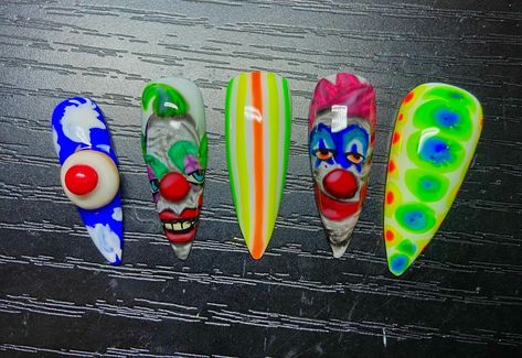 killer klownz from outer space?! 🤡🌙🛸 #nails #nailart #nailartist #nailtech #nailtechkentucky #horror #halloween #halloweennails #horrornails #killerklownsfromouterspace Juggalo Nails, Killer Klowns From Outer Space Nails, Killer Clown Nails, Ghostbuster Nails, Outer Space Nails, Horror Nails, Space Nails, Grunge Nails, Horror Halloween