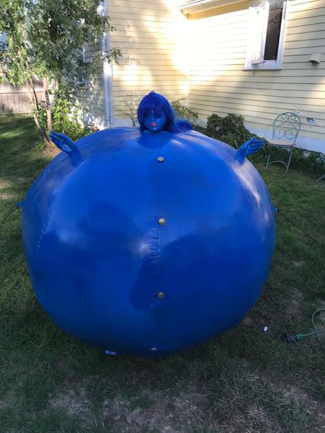 Modified giant inflatable pumpkin, with head and hands added. Blueberry Costume, Blueberry Inflation, Violet Beauregarde, Inflatable Pool Toys, Inflatable Pumpkin, Geek Girl, Inflatable Costumes, Really Long Hair, Giant Inflatable