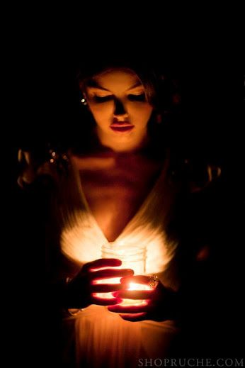 L6776789 Candle Photography Dark, Candle Light Photography, Dark Room Photography, Flying Together, Candles Photography, Portrait Lighting, Dramatic Lighting, Face Light, Color Studies