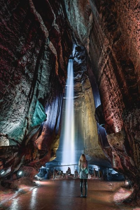 Ruby Falls Tennessee, Underground Waterfall, Tennessee Waterfalls, Tennessee Road Trip, Ruby Falls, Tennessee Travel, Tennessee Vacation, Future Travel, Best Places To Travel