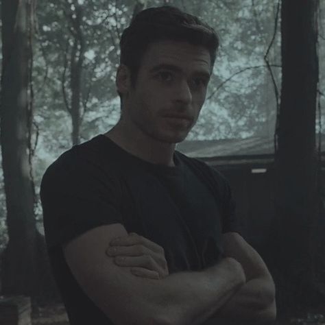 Ikaris Eternals, Icons Marvel, Marvel Icons, Richard Madden, Marvel 3, Marvel Characters, Dahlia, Pretty People, Kiss