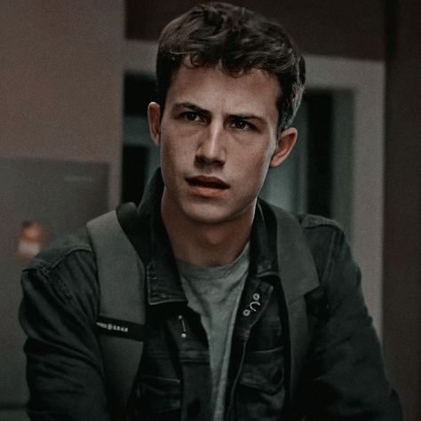 Icon Clay Jensen Icon Edit Twitter 13 reasons why 13rw season 4 season finale Clay Jensen Season 4, Clay Jensen Icon, Clay Jensen Aesthetic, 13 Reasons Why Clay Jensen, 13 Reasons Why Fanart, Clay 13 Reasons Why, Tyler Carter, Why Aesthetic, 13 Reasons Why Aesthetic