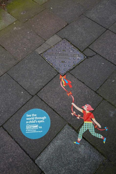 Museum Marketing, Guerrilla Marketing, Museum Of Childhood, Floor Graphics, Publicidad Creativa, Museum Poster, Street Marketing, Guerilla Marketing, Creative Advertising