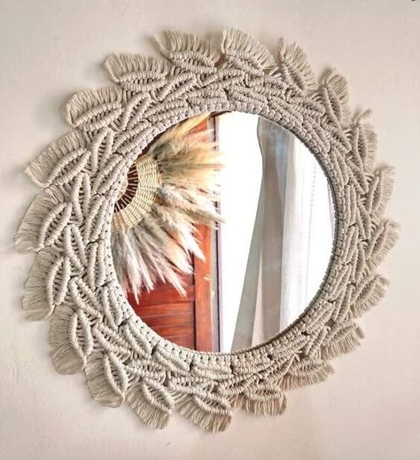 Macrame Mirror Tutorial, Macrame Mirror Wall Hanging, Crochet Mirror, Wall Hanging Decorations, Simpul Makrame, Mirror Wall Hanging, Crochet Wall Art, Macrame Mandala, Macrame Mirror