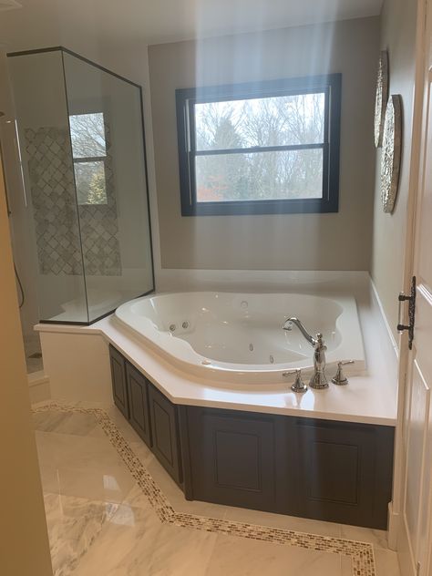 Bathroom With Jacuzzi Tub Ideas, Corner Tub Surround Ideas, Jet Tub Remodel, Corner Jetted Tub Remodel, Master Bath Tub Ideas, Corner Jetted Tub Surround Ideas, Two Person Jacuzzi Tub Bathroom, Corner Jacuzzi Tub Shower Combo, Corner Jacuzzi Tub Bathroom Remodel