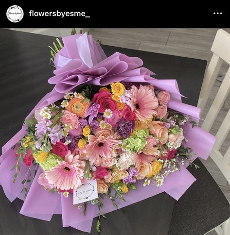 High School Graduation Flowers Bouquet, Ramos Aesthetic, Thanksgiving Bouquet, Colorful Flowers Bouquet, Mixed Flower Bouquet, Birthday Flowers Bouquet, Luxury Flower Bouquets, Pink Flowers Wallpaper, Fresh Flower Bouquets