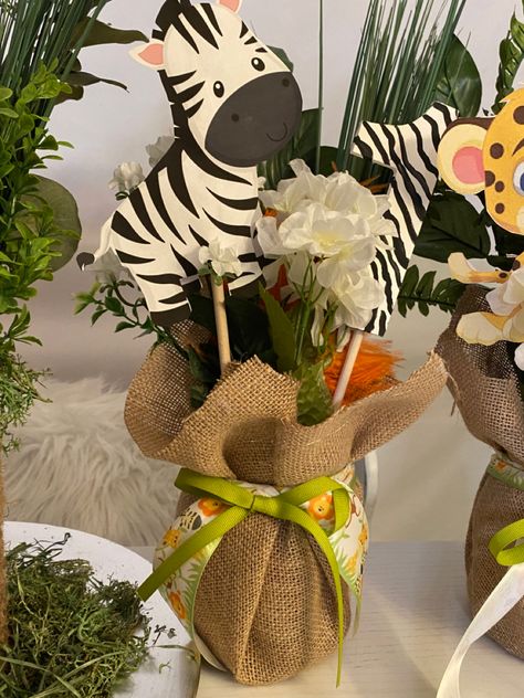 Safari Table Centerpieces, Safari Theme Centerpieces, Safari Centerpieces, Safari Baby Shower Decorations, April Baby Shower, Safari Baby Shower Boy, Girl Baby Shower Centerpieces, Baby Shower Safari Theme, Baby Boy Christening