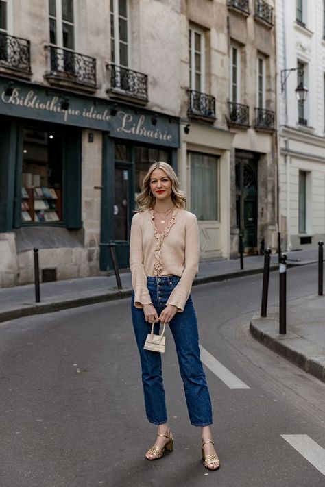 Paris Date Night Outfit, Rouje Jeans, Rouje Cardigan, French Spring Style, Fav Pants, Triangle Purse, Basics Outfit, Cardigan Jeans, Estilo Hippy