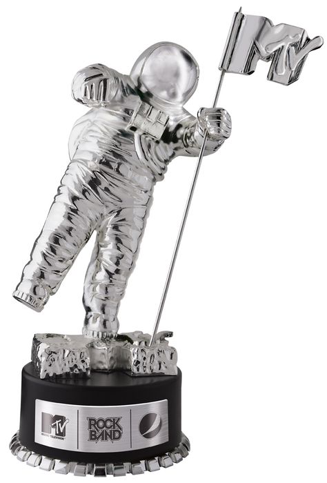 The moonman is giving to the winner  at the MTV Music Awards Mtv Awards Trophy, October Journal, Mtv Music Awards, World Music Awards, Awards Viewing Party, Red Carpet Party, Mtv Music, Party Tickets, Celebrity Music