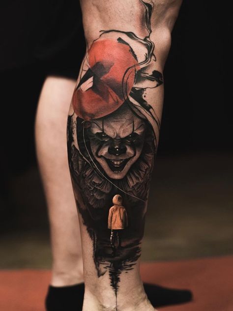 Stephen King Tattoos, Pennywise Tattoo, Es Pennywise, It Tattoo, Horror Movie Tattoos, Wolf Tattoo Sleeve, Evil Tattoos, Clown Tattoo, Movie Tattoo