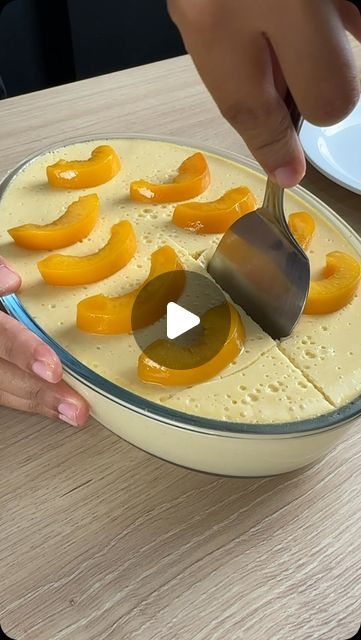 Fruit Condensed Milk Dessert, Jello With Sweetened Condensed Milk, Peach Jello Dessert, Condensed Milk Desserts, Peach Jello, Justine Schofield, Super Recipes, Gelatin Recipes, Baked Peach