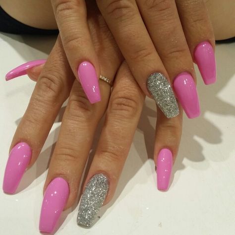 Cute pink with silver glitter Dark Pink And Silver Nails, Pink Silver Nails Glitter, Silver And Hot Pink Nails, Hot Pink And Silver Glitter Nails, Bright Pink And Silver Glitter Nails, Sliver Nails, Silver Glitter Nails, Beauty Cakes, Glittery Nails