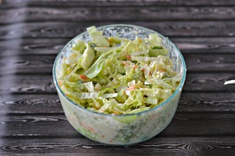 Bobby Flay's Cole Slaw Coleslaw Salads, Clean Salads, Creamy Slaw, Seasonal Meals, Salad Master, Coleslaw Recipes, Recipes For Families, Simple Salads, Bobby Flay Recipes