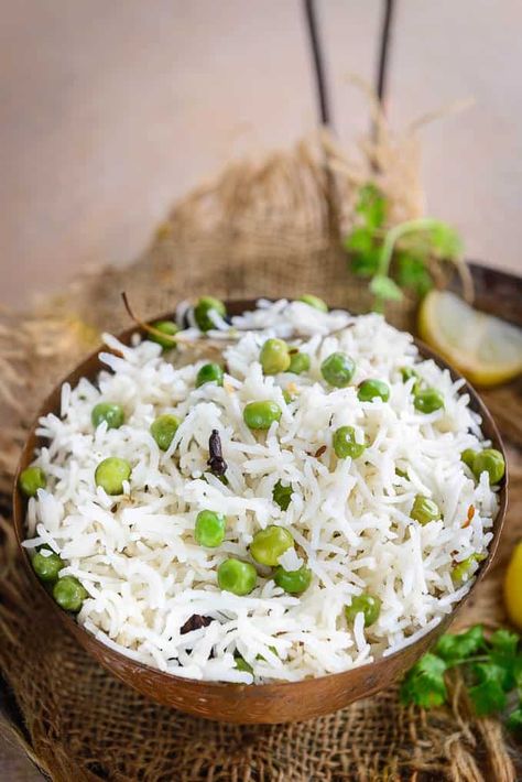 Matar Pulao served in a bowl. Peas Pulao Recipe, Peas Pulao, Indian Rice, Pulao Recipe, Rice And Peas, Honey Almonds, Rice Salad, Green Peas, Basmati Rice