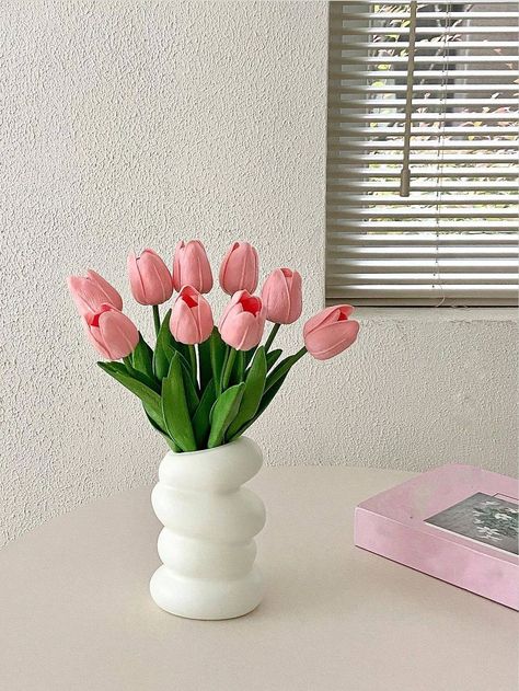 #recipe #fashion #1 #crochet Uni Room Decor Uk, Shein Decor Ideas, Aesthetic Fake Plants, Comfy Room Ideas, Fake Tulips, Tulips Decor, Desk Garden, Fake Flowers Decor, Stylish Room Decor