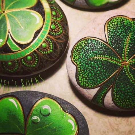 Rachel's Rocks - https://youtu.be/4Xsg2-hJmXg Clover Painting, Stone Drawing, Nail Art Dotting Tool, Bodysuit Tattoos, Mandala Dotting, Lucky Four Leaf Clover, Happy Stones, Full Hand Mehndi Designs, Henna Designs Hand