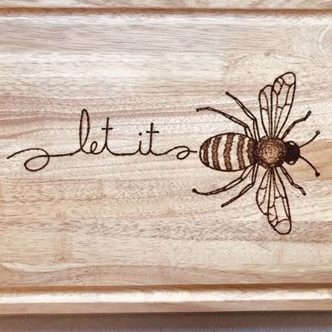 Beginner Wood Burning, Pyrography Designs, Wood Burning Patterns Stencil, Wood Burning Tips, Wood Burning Stencils, Let It Bee, Wood Burning Projects, Wood Burn Designs, Pyrography Patterns