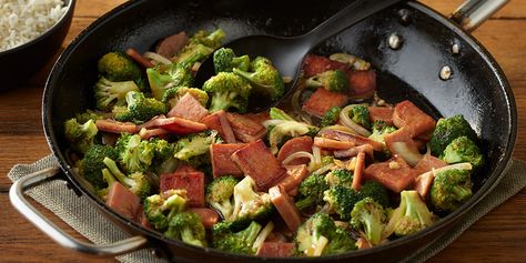 Pork up your stir fry with the delicious flavor of sizzled SPAM® classic, broccoli and onions served over rice. Spam Stir Fry Recipes, Spam Stir Fry, Spam Meals, Quick Comfort Food, Fried Spam, Spam Fried Rice, Spam Recipes, Fried Broccoli, Main Dish Casseroles