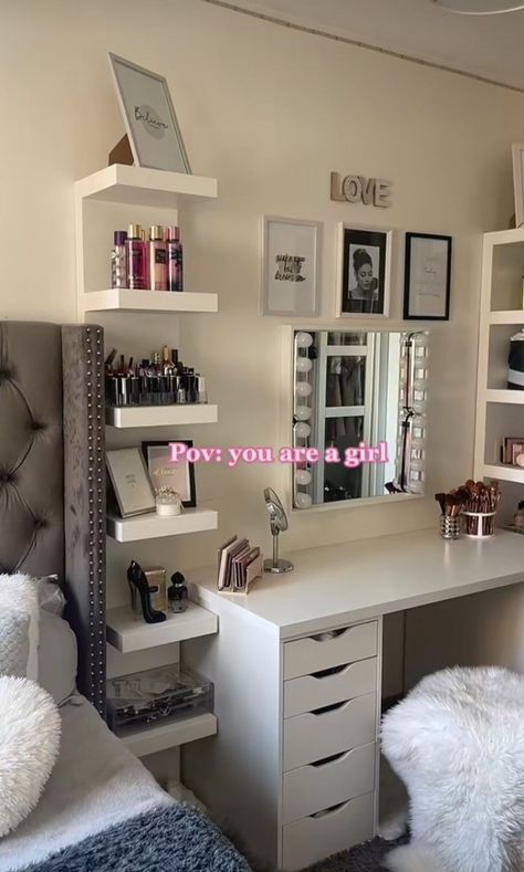 Reorganize Bedroom Ideas, Camera Ikea, Reorganize Bedroom, Classy Bedroom, Cute Diy Room Decor, Room Redesign, Pinterest Room Decor, Girly Room, Teen Room Decor