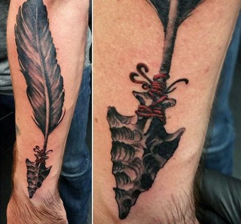 80 Arrowhead Tattoo Designs For Men - Ancient Weaponry Ink Dreamcatcher Tattoo For Men, Angel Tatoos, Indian Arrow Tattoo, Arrow Head Tattoos, Arrowhead Tattoo, Arrow Tat, Knife Tattoos, Tom Tattoo, Cherokee Indian Tattoos