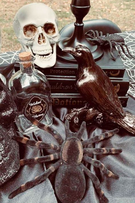 Check out this fun Hocus Pocus 2 party! The decorations are so creepy!! See more party ideas and share yours at CatchMyParty.com Prom Table Decor, Hocus Pocus Party Decoration, Haunted Decor, Movie Night Party Ideas, Hocus Pocus Decorations, Party Movie Night, Night Party Ideas, Halloween Bingo Cards, Hocus Pocus Party