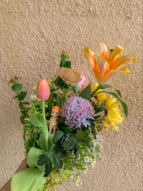 Colorful flowers: tulips, sunlight and lillies with an orange sonny angel boquet Orange Sonny Angel, Sonny Angel Bouquet, Flowers Tulips, Sonny Angels, 24th Birthday, Sonny Angel, Vibrant Flower, Colorful Flowers, Bouquets