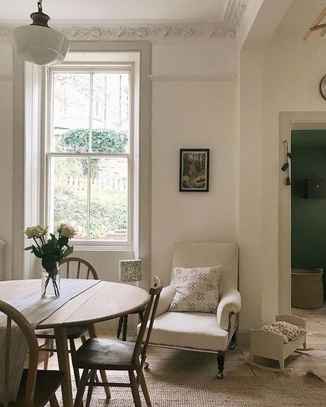 Farrow & Ball Wimborne White paint color on walls in a beautiful home in Ireland by Homestead. Farrow Bal, Wimborne White, Wooden Window Frames, Homestead House, Victorian Bedroom, Farrow And Ball Paint, Country Interior, Farrow And Ball, Table Chairs