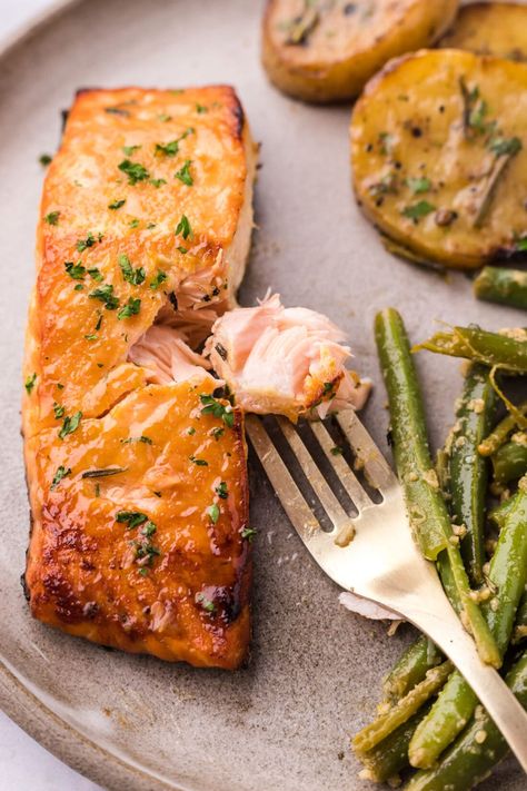 Salmon With Dijon Mustard, Salmon Recipes Brown Sugar, Salmon Recipes Oven, Brown Sugar Salmon, Dijon Salmon, Salmon Glaze Recipes, Salmon Marinade, Sauce For Salmon, Mustard Salmon