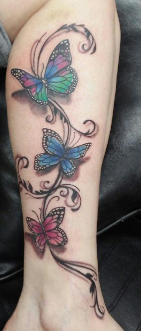 Foot And Ankle Tattoos For Women, Butterfly Leg Tattoos, Tato 3d, Leg Tats, Butterfly Legs, 3d Butterfly Tattoo, Mama Tattoo, Lower Leg Tattoos, Blade Tattoo