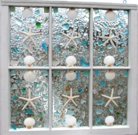 Crafters, I need advice and tips to do this... What kind of glue should I use to place shells and other decorations on window glass??? Help! Sea Glass Window Art, Sea Glass Window, Window Diy, Window Crafts, Window Projects, Glass Window Art, Deco Nature, Bathroom Window, Glass Art Projects