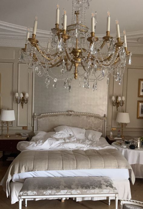 Parisian Bedroom, Victorian Room, Princess Room Decor, Visual Gallery, Princess Bedroom, French Bedroom, Ceiling Detail, Bedroom Goals, Dream Room Inspiration