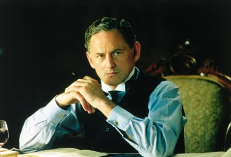 Mr. Andrews Thomas Andrews Victor Garber, Titanic Mr Andrews, Mr Andrews Titanic, Thomas Andrews Titanic, Victor Garber Titanic, Titanic Movie Scenes, Lana Vibes, Titanic Movie Poster, Victor Garber