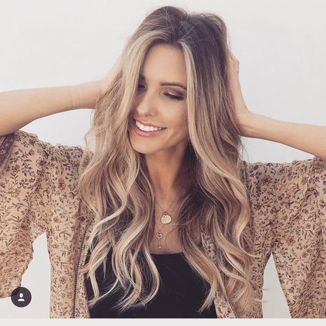 Audrina  Patridge on Instagram: “I’ve been wanting to go all dark lately but just not ready to give up the blonde yet.... so decided to darken the roots and add some bronde…” Audrina Patridge Hair, Hair Lights, Growing Out Hair, Audrina Patridge, Sew In Hair Extensions, Brown Ombre Hair, Blond Balayage, Beige Blonde, Remy Human Hair Extensions