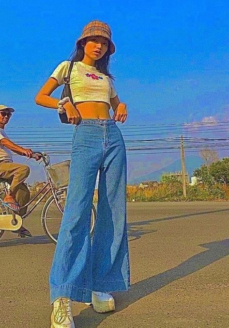 Indie Girl Outfits, Indie Outfits Vintage, Indie Kid Outfits, Indie Kid Style, Mode Indie, Indie Fits, Estilo Indie, Indie Girl, Bottom Jeans