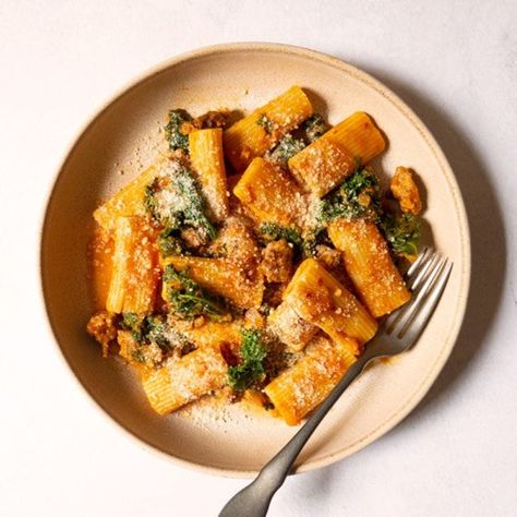 Pumpkin Rigatoni, Pumpkin Sausage Pasta, Rigatoni With Sausage, 20 G Protein, Pumpkin Pasta Recipe, Sausage Rigatoni, Sausage Parmesan, Rigatoni Recipes, Sausage Kale