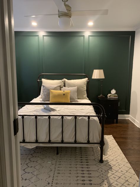 Guest bedroom. Accent wall is SW 2847 Roycroft bottle green Accent Dark Green Wall, Emerald Guest Bedroom, Emerald Green Panelling Bedroom, Sw Green Bedroom, Bottle Green Bedroom Ideas, Green And Mahogany Bedroom, Moody Green Accent Wall Bedroom, Emerald Green Feature Wall Bedroom, Sw Roycroft Bottle Green