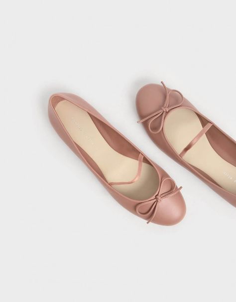 Pink Ballerina Shoes, Charles And Keith Shoes, Ballerina Costume, Shoes 2022, Chocolate Girls, Pink Flats, Buckled Flats, Ballet Fashion, Pink Ballerina