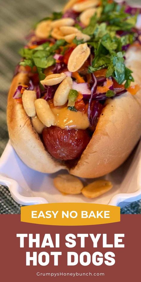 Hawaiian Hot Dogs, Hawaiian Hot Dogs Recipe, Korean Hotdogs Recipe, Asian Hotdogs, Gourmet Hot Dogs Toppings, Beef Hot Dog Recipes, Idaho Food, Hotdogs Recipes, Jalapeno Slaw