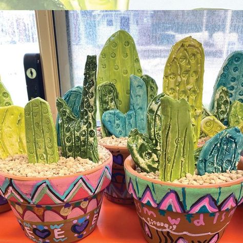 The Virtual Art Room on Instagram: "Year 2 Clay Cacti. We made the cactus leaves with clay and stamp markers. This project turned into a bit of a collating nightmare, as each child made multiple leaves. These had to be bisque fired, returned to the child for underglazing and then back into the kiln for a glaze fire. Keeping the leaves in groups as they went in and out of the kiln was an ordeal I failed to foresee. Lucky they turned out so cute. . . . #clayforkids #kidsart #elementaryartteacher #arteducation #iteachart" Cactus Art Project, Cactus Leaves, I Failed, Cactus Art, Virtual Art, Year 2, Clay Ceramics, Art Classroom, Teaching Art