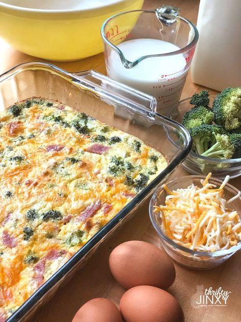 Quiche made with Bisquick Bisquick Impossible Quiche Recipe, Bisquick Inspired Recipes, Ham And Broccoli Quiche, Ham Quiche Recipe, Quiche Breakfast, Broccoli Quiche Recipes, Ham And Broccoli, Ham Broccoli, Gluten Free Bisquick