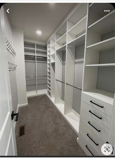 Grey And White Walk In Closet, Tall Closet Ideas, Long Narrow Closet, Small Walk In Closet Design, Narrow Closet Design, Walkin Closets Design, Walk In Closet Layout, Small Closet Design, Walk In Closet Ideas