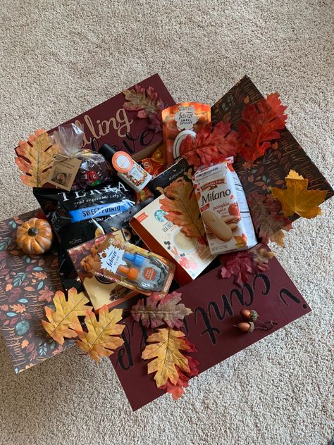 When my husband deployed for 9+ months I sent him care packages and searched pinterest for a lot of ideas. These are the results of that. I hope you enjoy and are inspired :) - lots of Autumn inspired goodies inside! Autumn Care Package, Long Distance Care Package, Deployed Husband, Care Basket, Best Gift Baskets, Package Ideas, Fall Care, Autumn Inspired, Interactive Stories