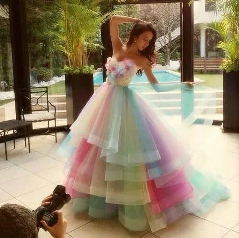 Amazing Pastel Wedding Dress Inspiration. You Have to Click to See it Larger to Appreciate This Gorgeous Gown. Rainbow Prom Dress, Rainbow Wedding Dress, Tule Rok, Rainbow Wedding, Long Prom Gowns, Quinceanera Dress, Floral Gown, Rainbow Dress, فستان سهرة