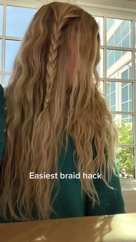 Single Small Braid In Hair, How To Braid Without A Hair Tie, How To Tie Braids Without Hair Tie, Braid With No Hair Tie, No Hair Tie Braid, Braids Without Hair Tie, How To End A Braid Without A Hair Tie, Braid Without Hair Tie, How To Tie Hair Without Hair Tie