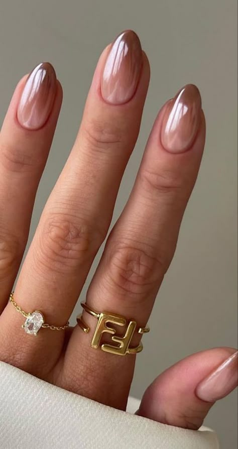 Sade Nails Art, Neutral Abstract Nails, Sade Nails, Wedding Guest Nails Ideas Classy, Ombre Chrome Nails, Kutek Disney, Unghie Sfumate, September Nails, Nude Nail Designs