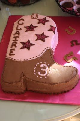 cowgirl party -- ... this lady is *intense* when it comes to parties (and must have unlimited budget and time), but they are super cute and lots of fun ideas Sheriff Callie Birthday, Cowgirl Cakes, Cowboy Birthday Party, Western Birthday, Cowgirl Birthday Party, Horse Party, Horse Birthday, Cowgirl Birthday, Cowboy Birthday